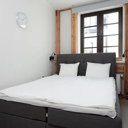 Διαμέρισμα Colonel & *