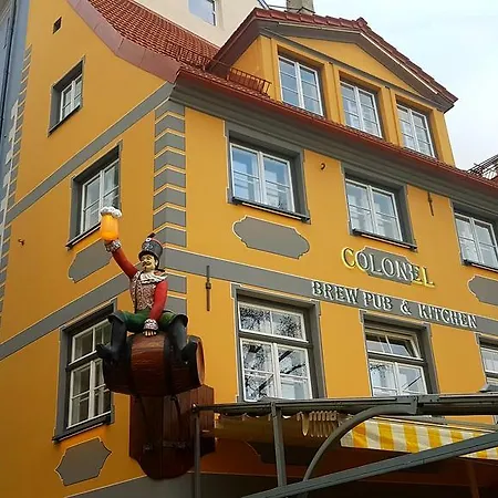 Διαμέρισμα Colonel & *