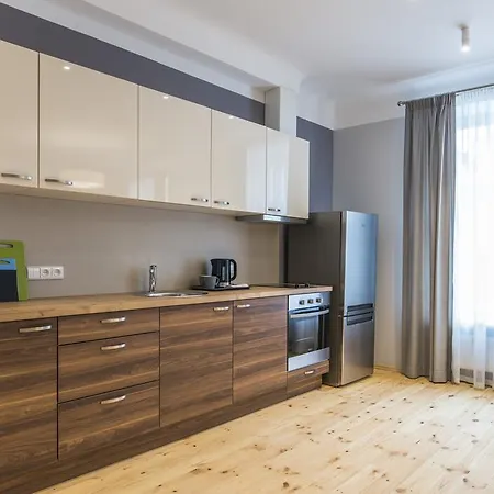 Colonel Suites&apartments