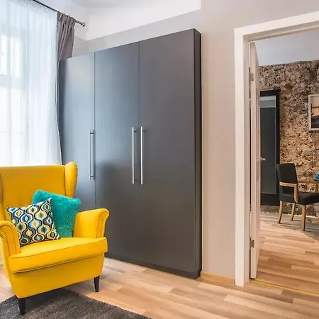 Colonel Suites&apartments Appartamento