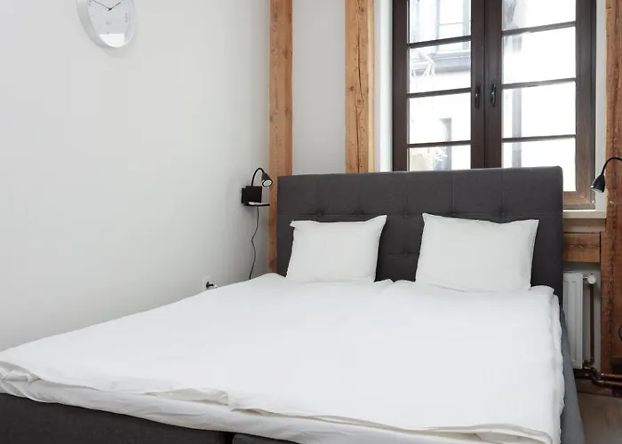 Апартаменты Colonel & *