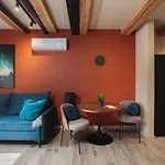 Colonel Suites&apartments