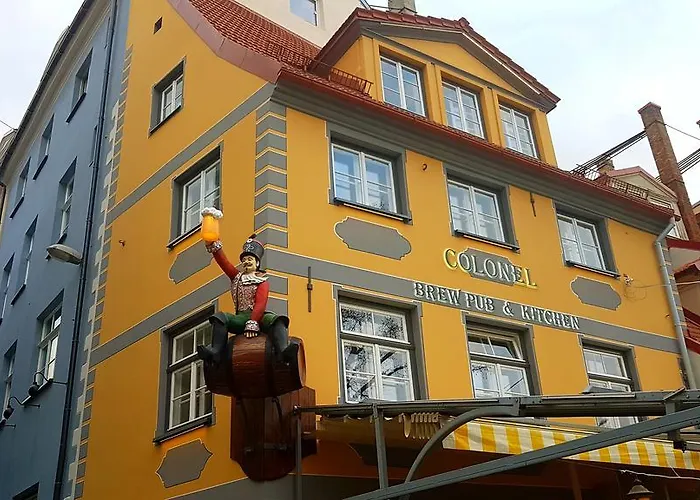 Apartment Colonel & *