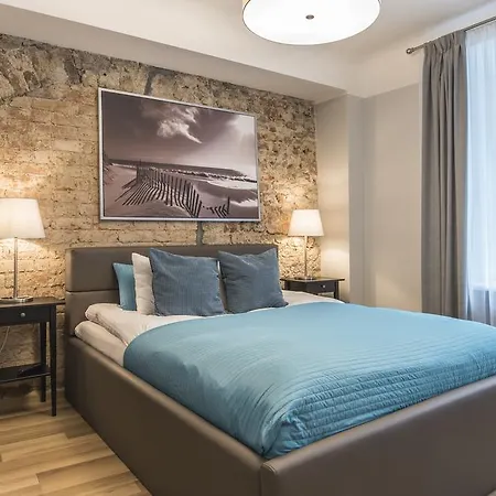 Colonel & アパート リガ